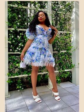 L'ATISTE Blue & White Floral Lace-Trim Puff Sleeve Mini Dress